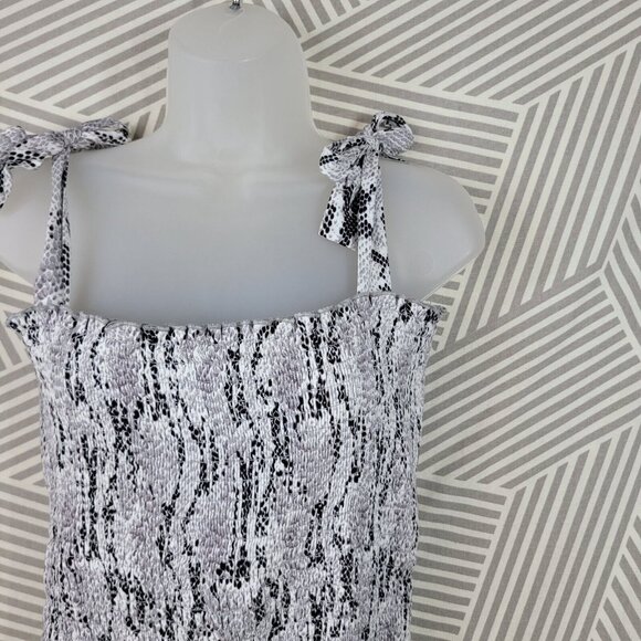 NEW Express Stretch Shirred Shirt Dress size Large Snake Print Mini sundress - Picture 4 of 9